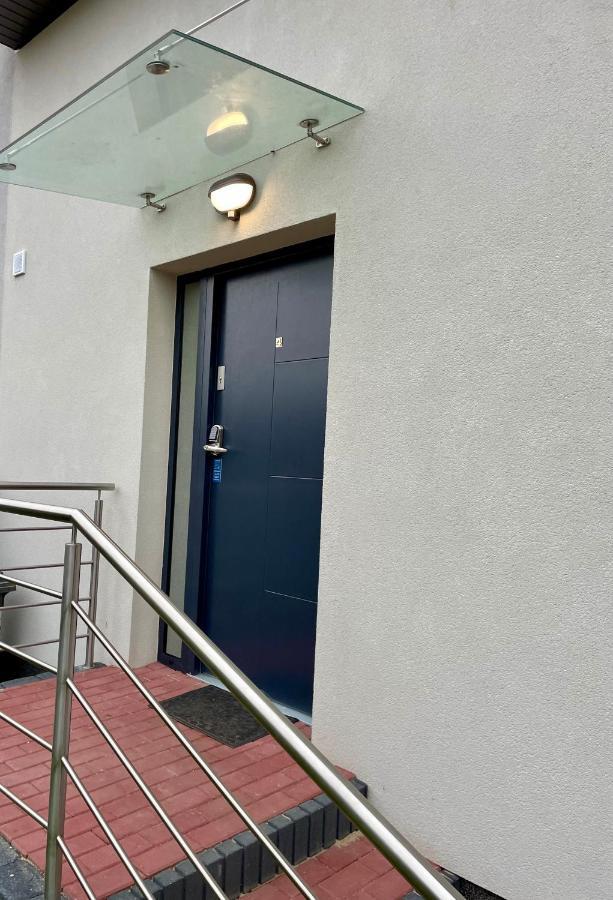 Przestronny Apartament W Centrum Miasta Radom Luaran gambar