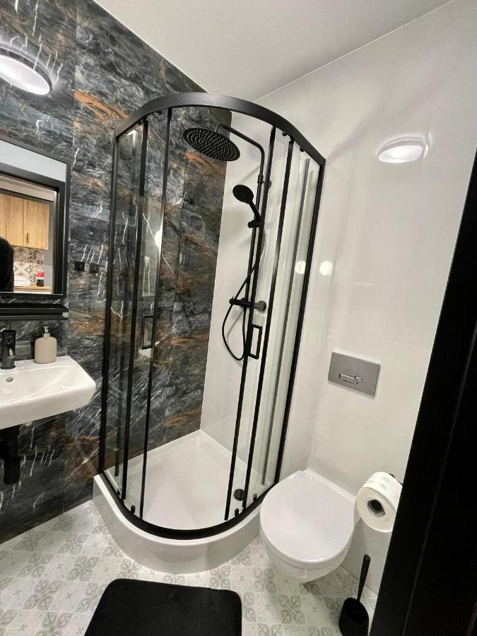 Przestronny Apartament W Centrum Miasta Radom Luaran gambar